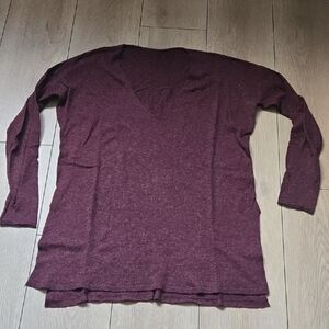 ARITZIA Erin Sweater In Burgundy Sz XXS